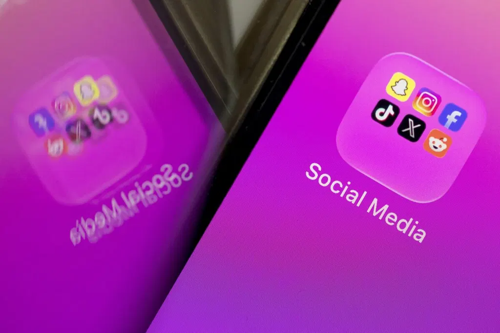 The US criticizes Australia's digital duty-of-care proposal, which has a provision that would require social media platforms to let users opt out of algorithms (Angus Whitley/Bloomberg)