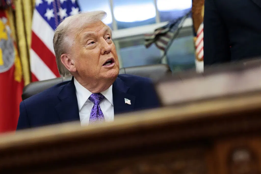 Trump says he will appoint an AI czar and form an "AI Force", in a Truth Social post that rejects AI safety concerns as a "hoax" (María Paula Mijares Torres/Bloomberg)