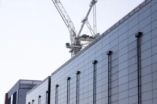 US-Israeli startup Buildots, which uses AI to speed up construction of mega-projects like data centers and chip factories, raised $130M at a near-$1B valuation (Marissa Newman/Bloomberg)