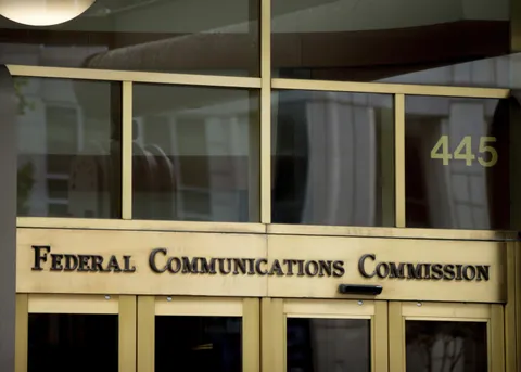 Let's Free Our Airwaves, Before China Pulls Ahead