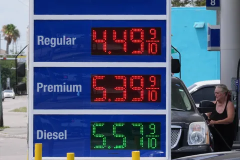 Don't Blame Credit Card Fees for Pain at the Pump