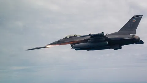 Maximizing Airpower: Flexibility in Weapons and Platforms