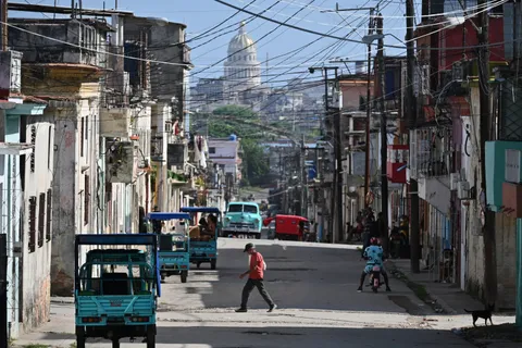 U.S. CDR Meets With Cuban Military Officials As Trump Applies Pressure
