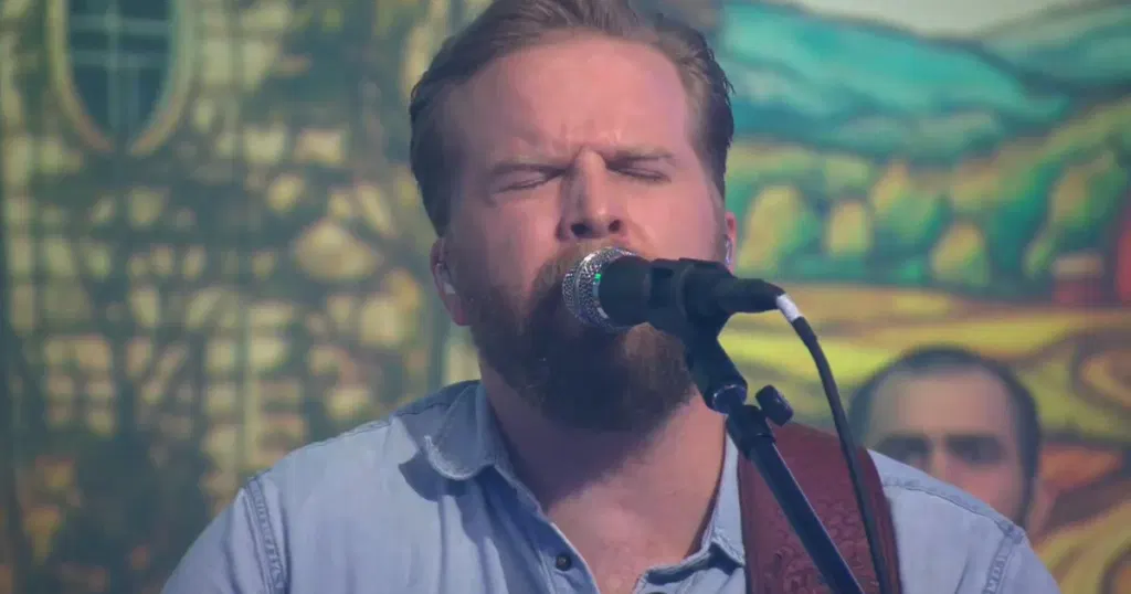 Saturday Sessions: Charles Wesley Godwin performs "Better That Way"