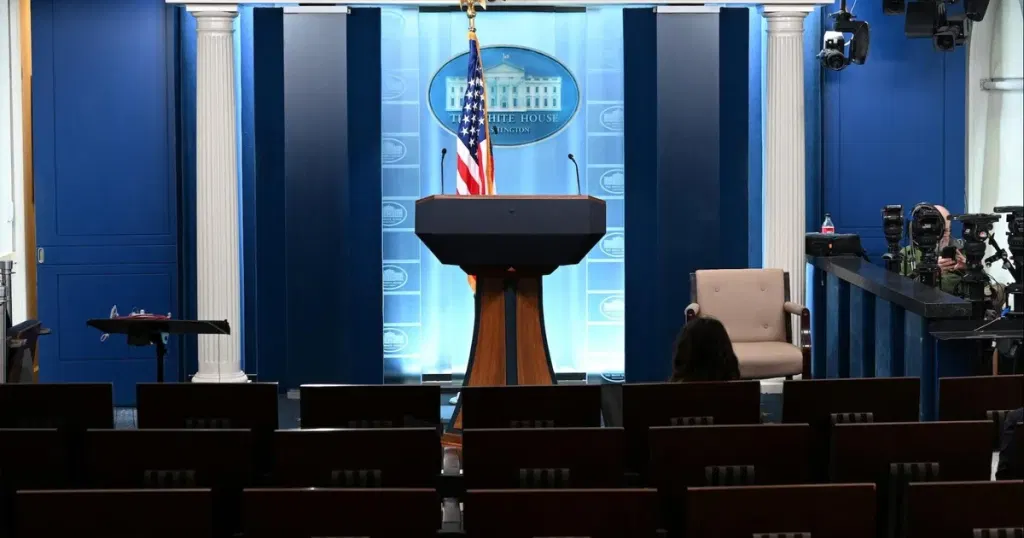 No network TV coverage on Trump amid his unprecedented media ban