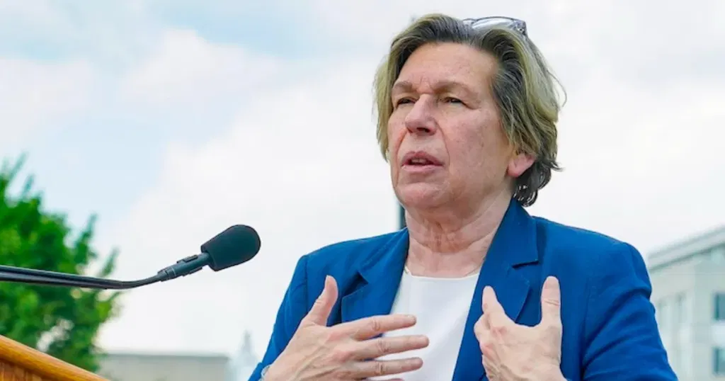 Teachers union president calls for AI and other technology limits in schools