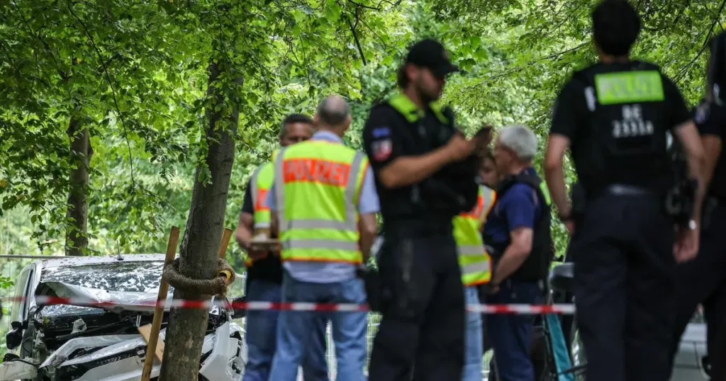 Berlin Pride attack suspect served prison time for trying to join ISIS, German prosecutors say