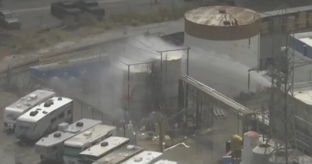 Crack in California chemical tank a positive sign, but explosion fears remain