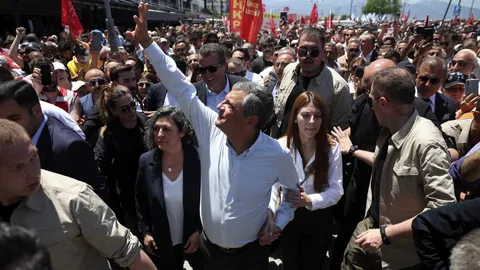 Turkey Gets New Main Opposition Party Following Opposition Split