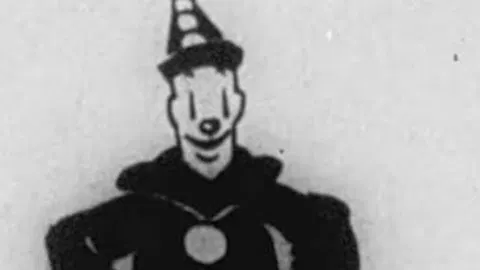 Vintage clown photos capture old circus culture