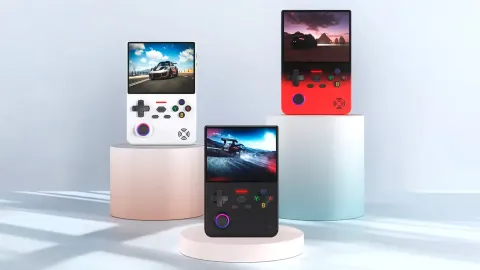 "Scandalous" Lenovo gaming handheld comes preloaded with classic game ROMs