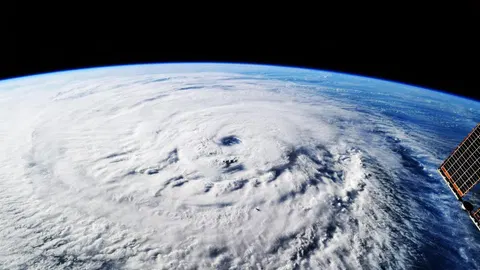 DeepMind’s hurricane breakthrough has surprised weather scientists