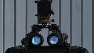 Researchers devise a full-color night vision goggle