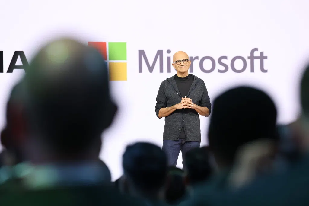 Email: Microsoft is moving its communications function out of its marketing group and into the corporate, external, and legal affairs org led by Brad Smith (Todd Bishop/GeekWire)