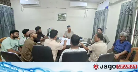 পাঁচ দফা দাবি নামার আশ্বাসে অবরোধমুক্ত জাবির প্রধান মেডিকেল অফিসার