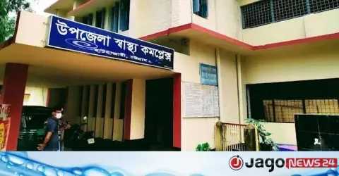 বাড়ির সামনে খেলতে গিয়ে পুকুরে পড়ে শিশুর মৃত্যু