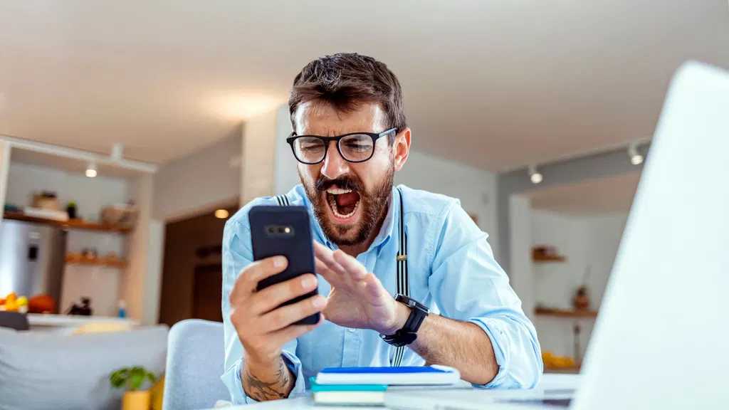 Beware the smartphone security threat — new report claims most banking scam attempts now take place on mobile devices