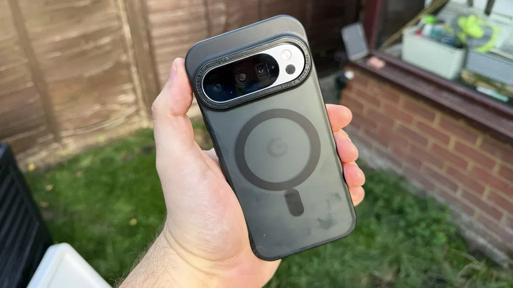 Buying a new case made my old phone feel like new again — and I can't believe how much of a difference it made