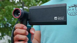  I added this thermal camera to my mobile photography kit —  and it completely transformed my outdoor walks 