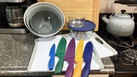  I meal prep every Sunday — these are the 9 kitchen tools I can't live without 
