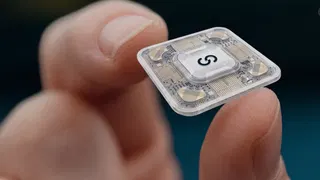  The world's first diamond-powered portable quantum computer works at room temperature and can even be plugged into a regular wall outlet 
