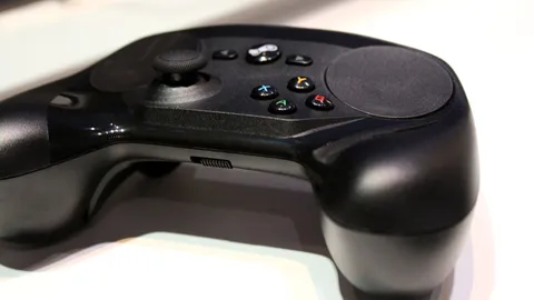  Redditor warns they 'almost started a fire' when metallic watch strap made contact with Steam Controller's charging puck 