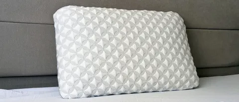  The naturally cooling Helix Talalay Latex pillow was the best sleep I've ever had in a heat wave — here's what happened when I tested it 