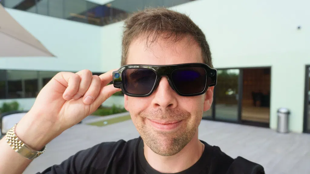 I wore the new Snap Specs — the design is wildly polarizing, but the instinctual computing is a genuine breakthrough