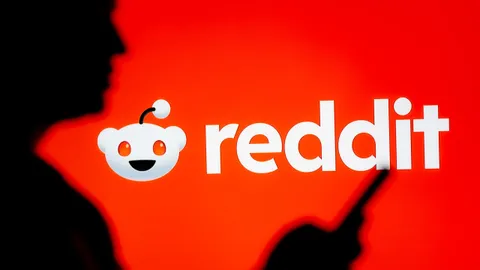 AI researchers ran a secret experiment on Reddit users (2025)