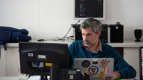  5 apps anyone over 50 can build with AI — no coding skills needed 