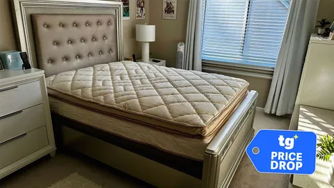 Saatva's adjustable Solaire mattress is up to $525 off — why it's a good choice for couples