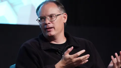  Tim Sweeney takes swipes at Valve for Steam Deck price hike, blames it on the 'component parts supply chain for megayachts' 