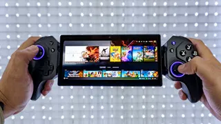  I finally found a mobile game controller that’s as comfortable as the PlayStation Portal — and it actually feels like a real gamepad 