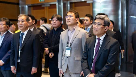 Memory makers brace for hydrogen fluoride pricing shock as Hormuz blockade impacts supply chain — key etching and cleaning material faces sharp cost increase amid trade disruption