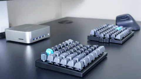  I used Keychron’s new split mechanical keyboard for a week and its tether-free design is a complete game changer 