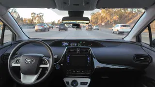  Comma's self-driving kit for older cars faces federal probe after 5 crashes 