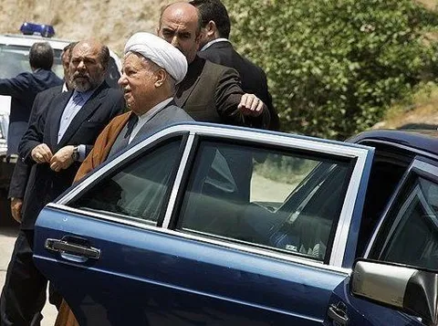 بنز هاشمی؛ مرسدسی که از خیابانهای اشتوتگارت تا قلب سیاست ایران رسید(قسمت اول)