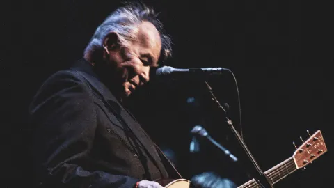 Unreleased John Prine Recordings to Be Compiled In New Collection Found Dogs