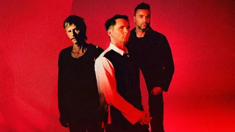 Muse Reveal New Song “Hexagons”: Stream