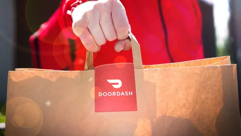 Who Abuses Food Delivery?