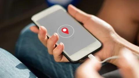 Teen Dies After Electric Shock While Charging Smartphone With Cheap Charger