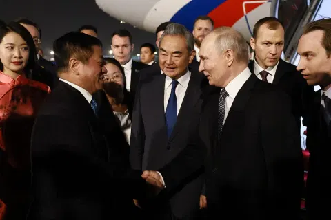 What Does Putin Want From Xi?