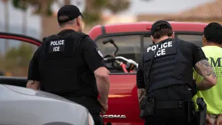 FBI Warns ICE Agents Not to Trust Any Woman Willing to Date Them