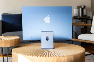 An OLED Screen Could Make the iMac Relevant Again
