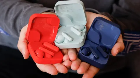 Another Big Brand Is Getting Into Clip-Style Earbuds