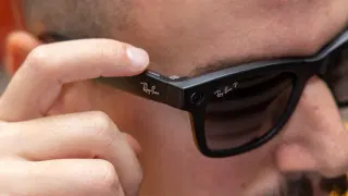Popular Bars and Restaurants Are Banning Smart Glasses
