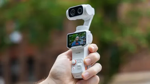 Insta360 Luna Ultra Review: This Is the Only Gimbal Camera You Need