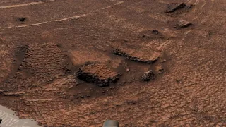NASA’s Curiosity Rover Finds a Vast Sea of Strange Honeycomb Patterns on Mars