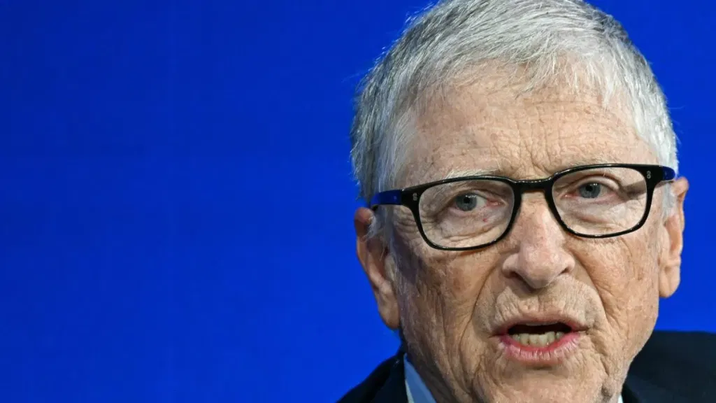 Bill Gates Suggests He’s the Man to Convince Donald Trump to Regulate AI