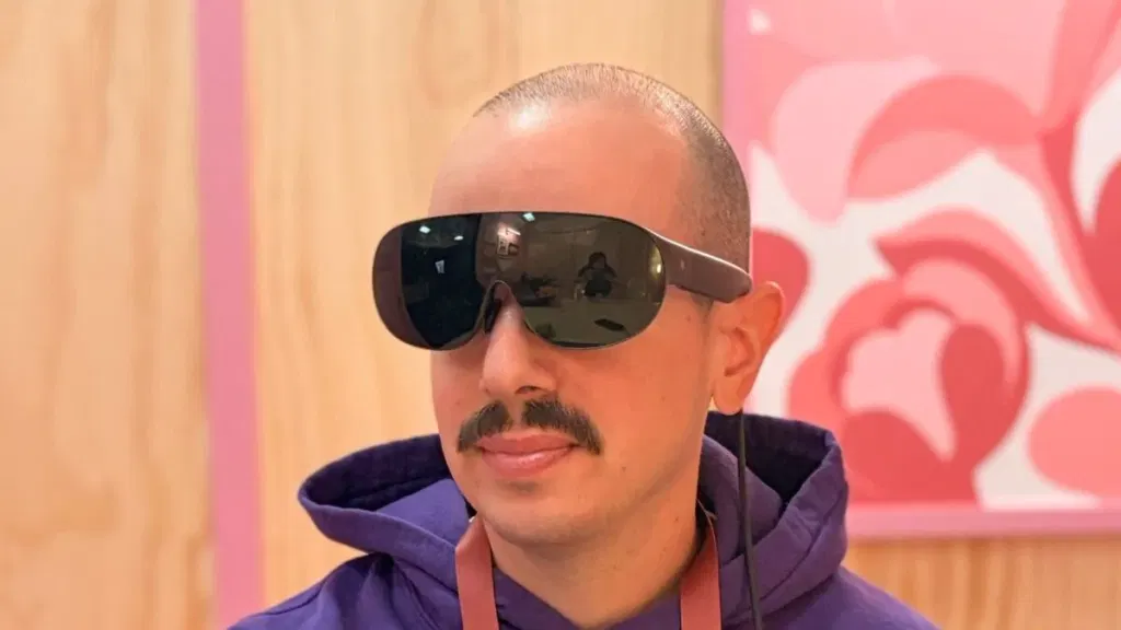 Meta VR Glasses Hands-On: VR Ain’t Dead Yet